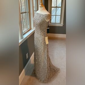 Adrianna Papell Off Shoulder Champagne Beaded Gown Size 4